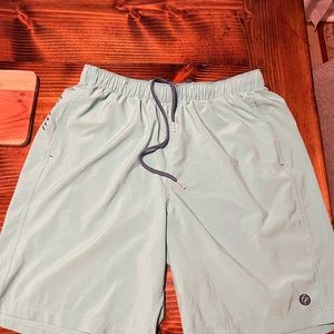 Free Fly bamboo shorts. Medium mens. Green